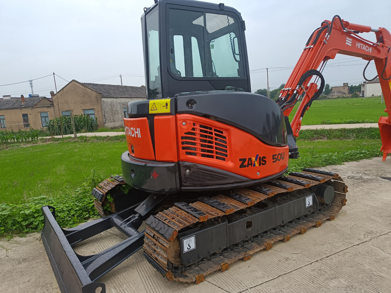 HITACHI ZX50U-2 - Мини-экскаватор: фото 2 HITACHI ZX50U-2 - Мини-экскаватор: фото 2