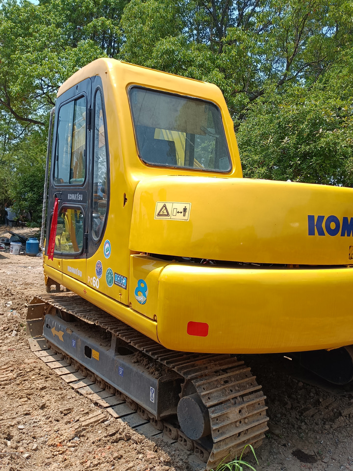 KOMATSU PC60-7 - Гусеничный экскаватор: фото 2 KOMATSU PC60-7 - Гусеничный экскаватор: фото 2