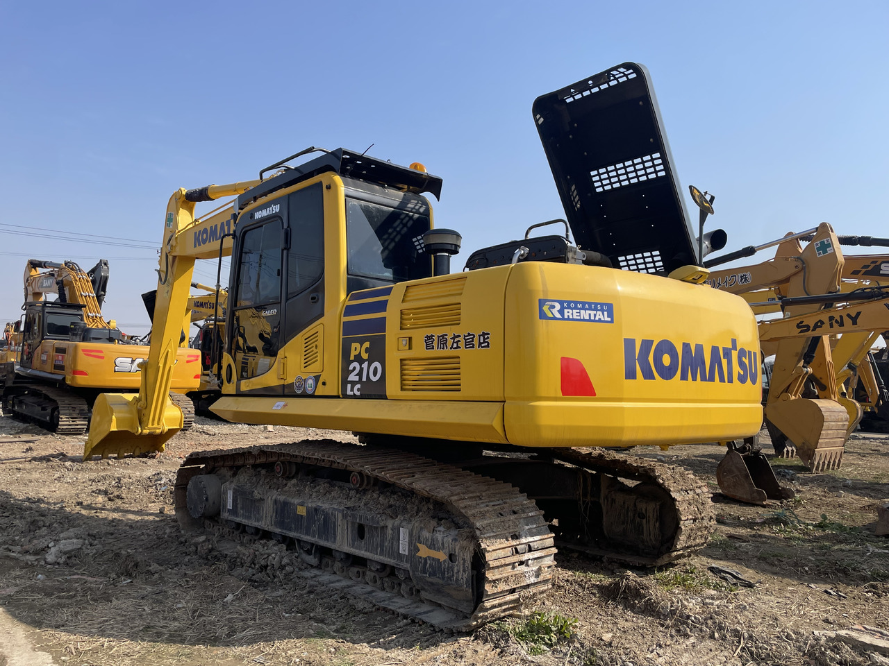 Komatsu PC 210LC - Гусеничный экскаватор: фото 1 Komatsu PC 210LC - Гусеничный экскаватор: фото 1