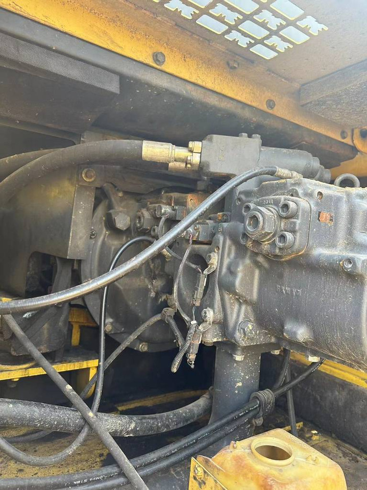 Komatsu PC 400-8 - Гусеничный экскаватор: фото 5 Komatsu PC 400-8 - Гусеничный экскаватор: фото 5