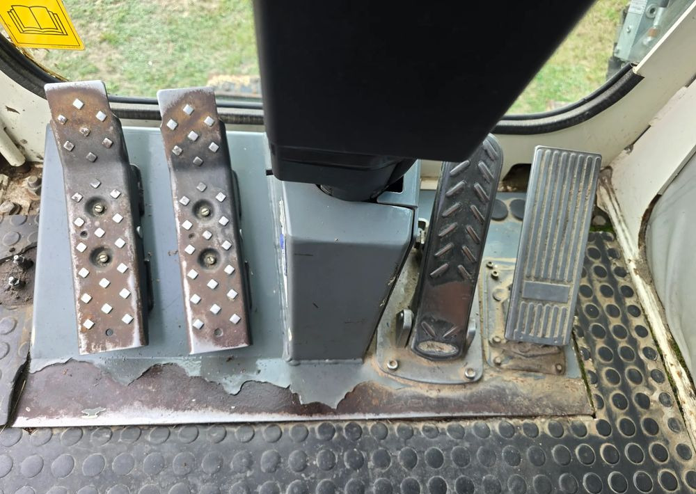 Terex - Колёсный экскаватор: фото 5 Terex - Колёсный экскаватор: фото 5