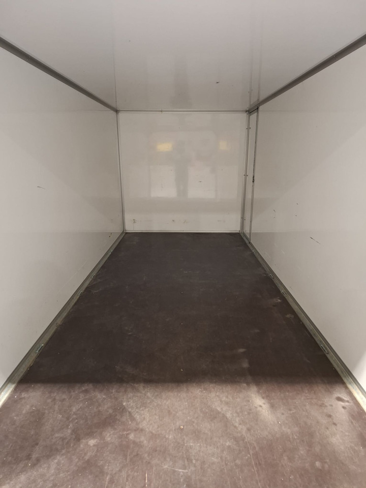 HAPERT Saphire - Прицеп-фургон: фото 4 HAPERT Saphire - Прицеп-фургон: фото 4