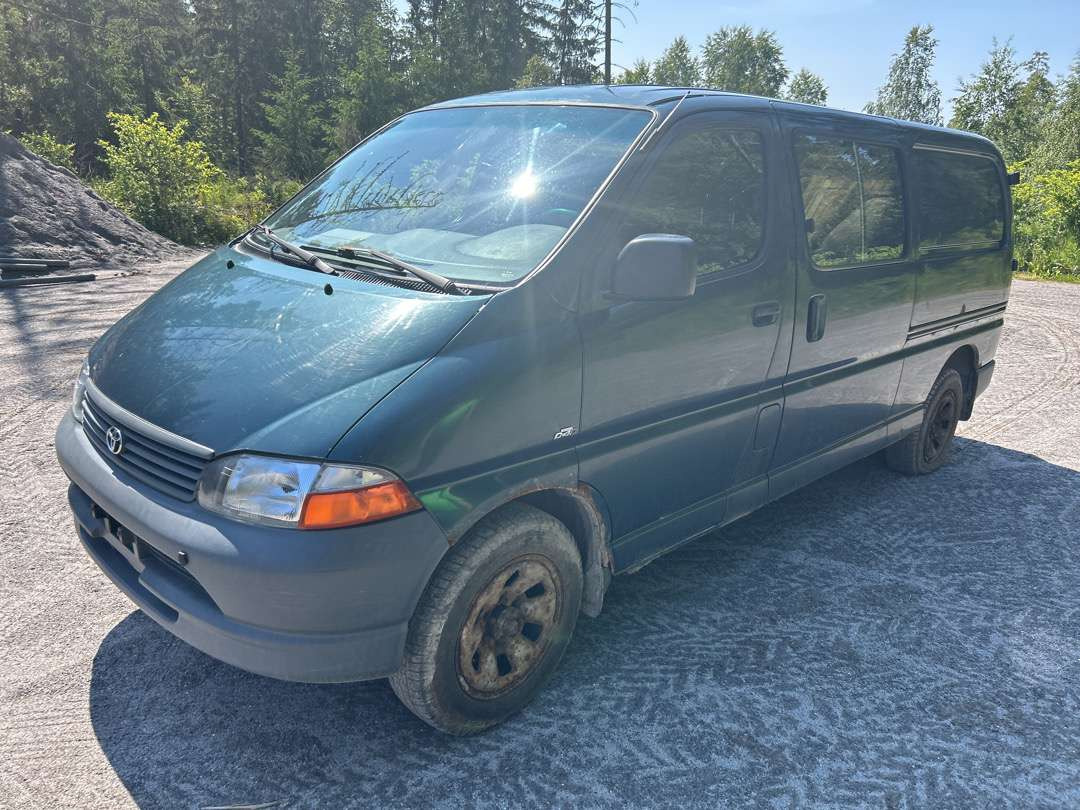 Легковой автомобиль 2003 Varebil TOYOTA HIACE 4WD Lang type: фото 1