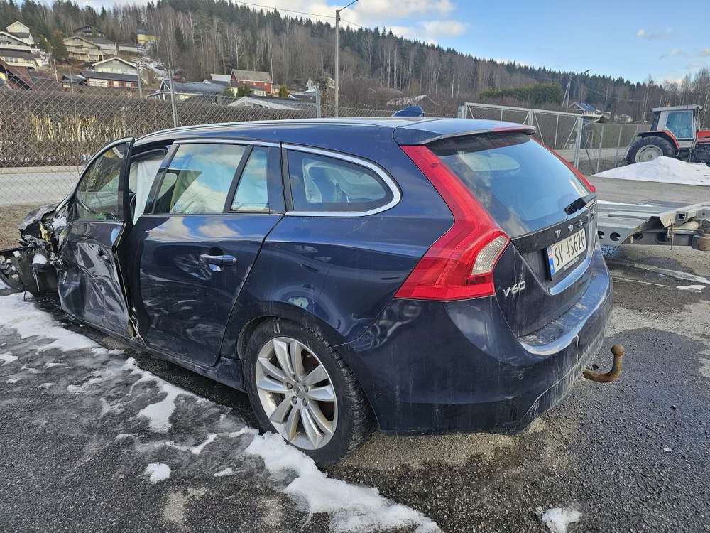 2013 Volvo V60 (rep.-objekt) - Легковой автомобиль: фото 5 2013 Volvo V60 (rep.-objekt) - Легковой автомобиль: фото 5