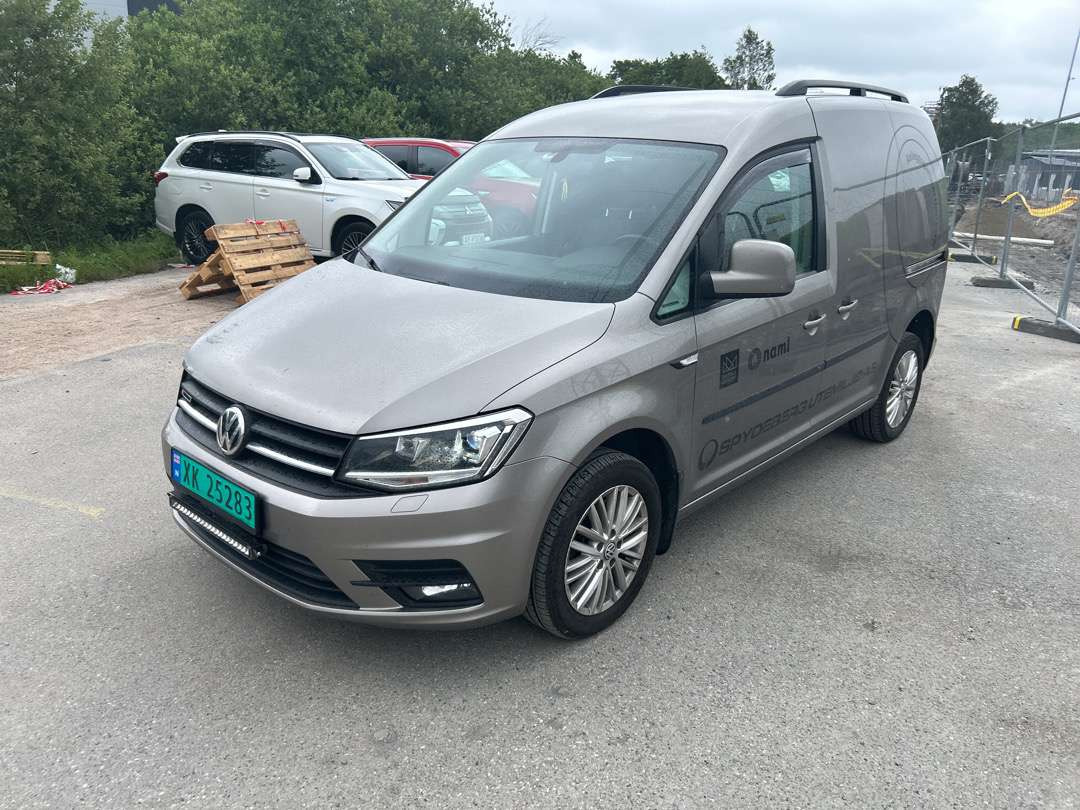 2016 Volkswagen VOLKSWAGEN CADDY EU-godkjent - Легковой фургон: фото 1 2016 Volkswagen VOLKSWAGEN CADDY EU-godkjent - Легковой фургон: фото 1