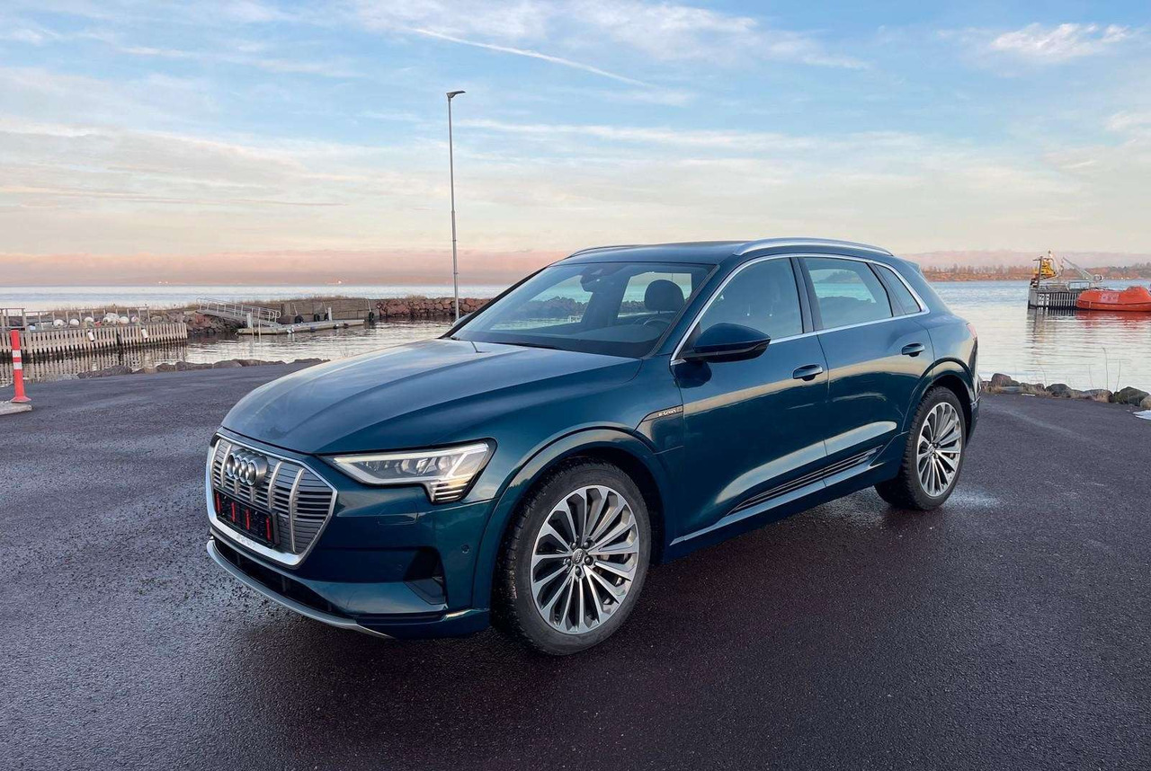 2020 Audi E-Tron 55 S-Line - Легковой автомобиль: фото 1 2020 Audi E-Tron 55 S-Line - Легковой автомобиль: фото 1