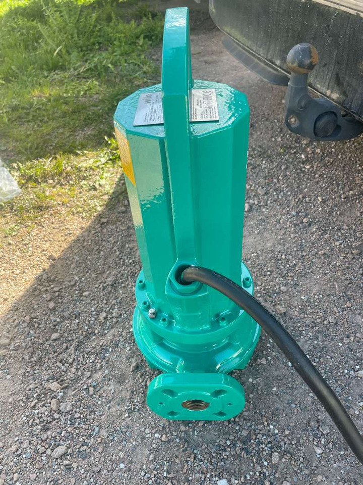 Новый Инструмент/ Оборудование 3 x Wilo-Rexa pumps with 2 x control-units: фото 1