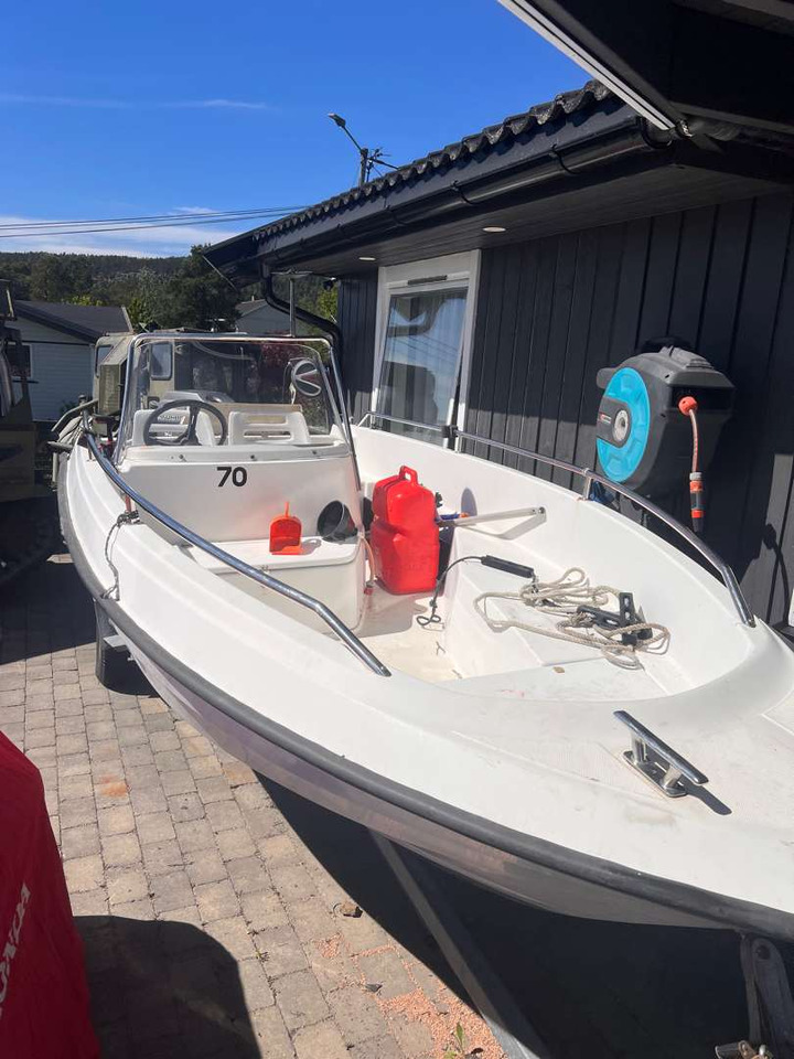 1997 Ryds 17 fot M/50hk Mariner - Другая техника: фото 1 1997 Ryds 17 fot M/50hk Mariner - Другая техника: фото 1