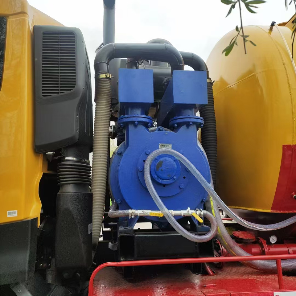 DONFENG  - Коммунальная/ Специальная техника: фото 3 DONFENG  - Коммунальная/ Специальная техника: фото 3