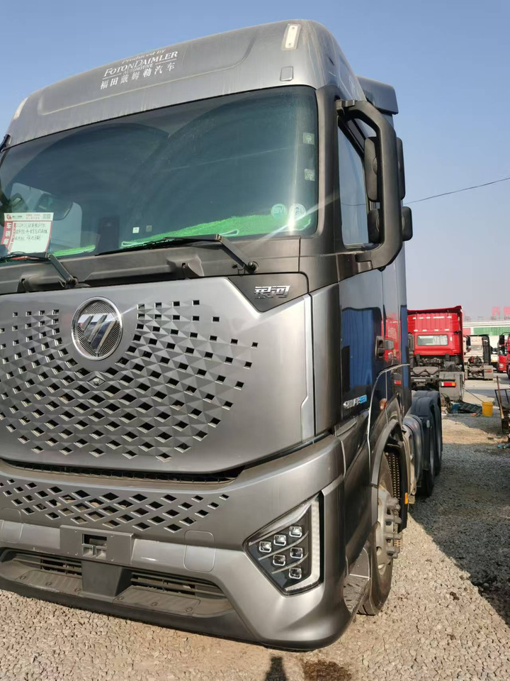 AUMAN  - Тягач: фото 2 AUMAN  - Тягач: фото 2