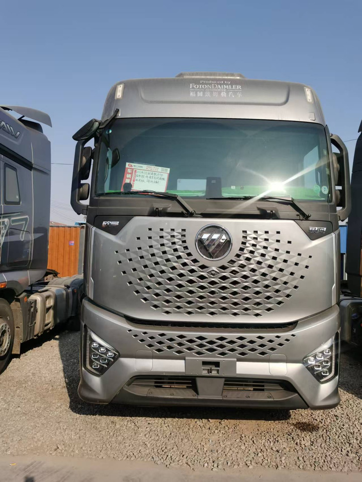 AUMAN  - Тягач: фото 1 AUMAN  - Тягач: фото 1