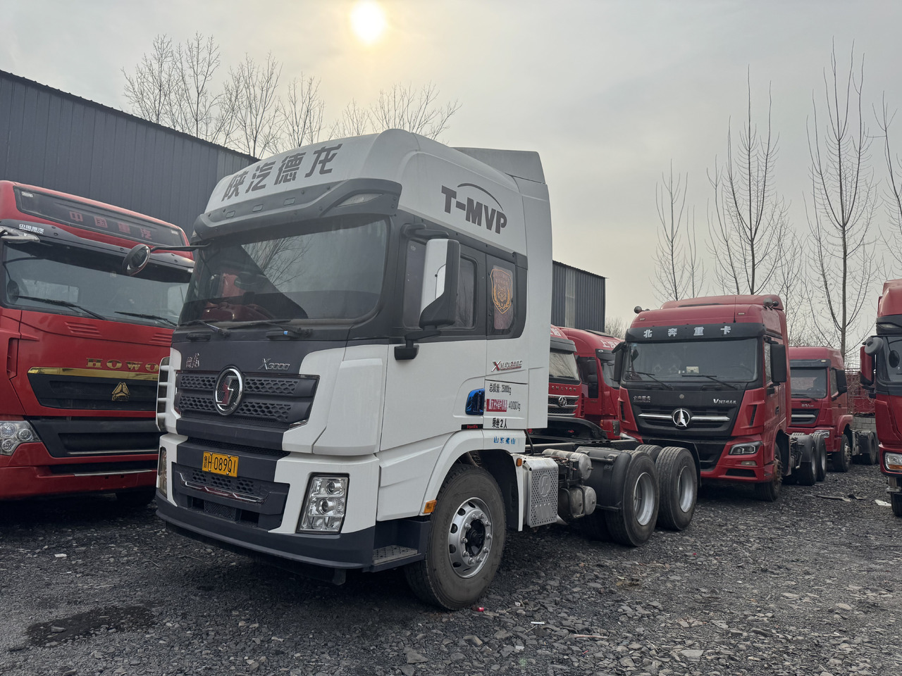 SHACMAN X3000 - Тягач: фото 1 SHACMAN X3000 - Тягач: фото 1