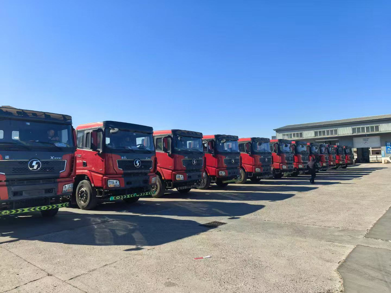 SHACMAN X3000 - Тягач: фото 2 SHACMAN X3000 - Тягач: фото 2