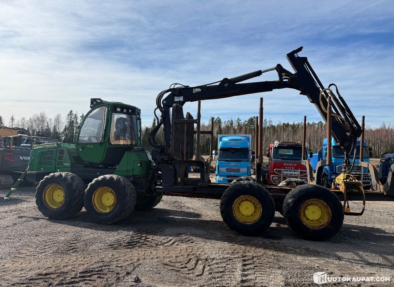 John Deere 1210E, harvester/forwarder, 28,430 h, Lahti - Форвардер: фото 4 John Deere 1210E, harvester/forwarder, 28,430 h, Lahti - Форвардер: фото 4