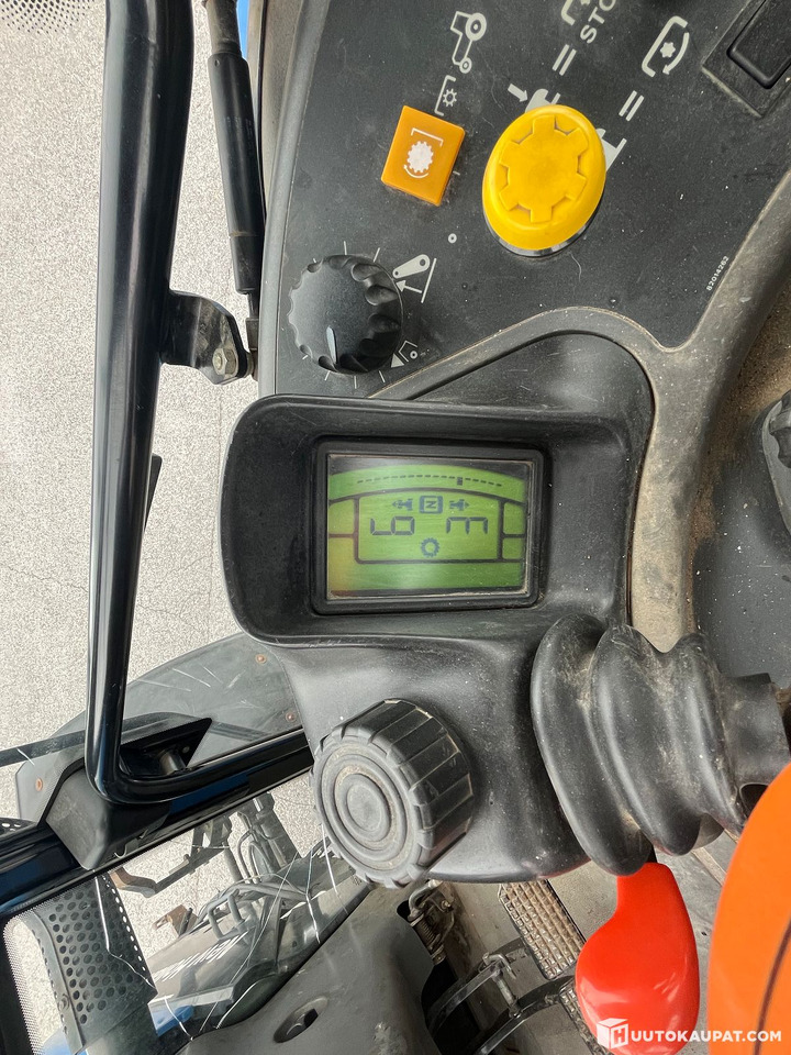 Трактор New Holland TM155 tractor with front loader, 2004, Salo: фото 33 Трактор New Holland TM155 tractor with front loader, 2004, Salo: фото 33