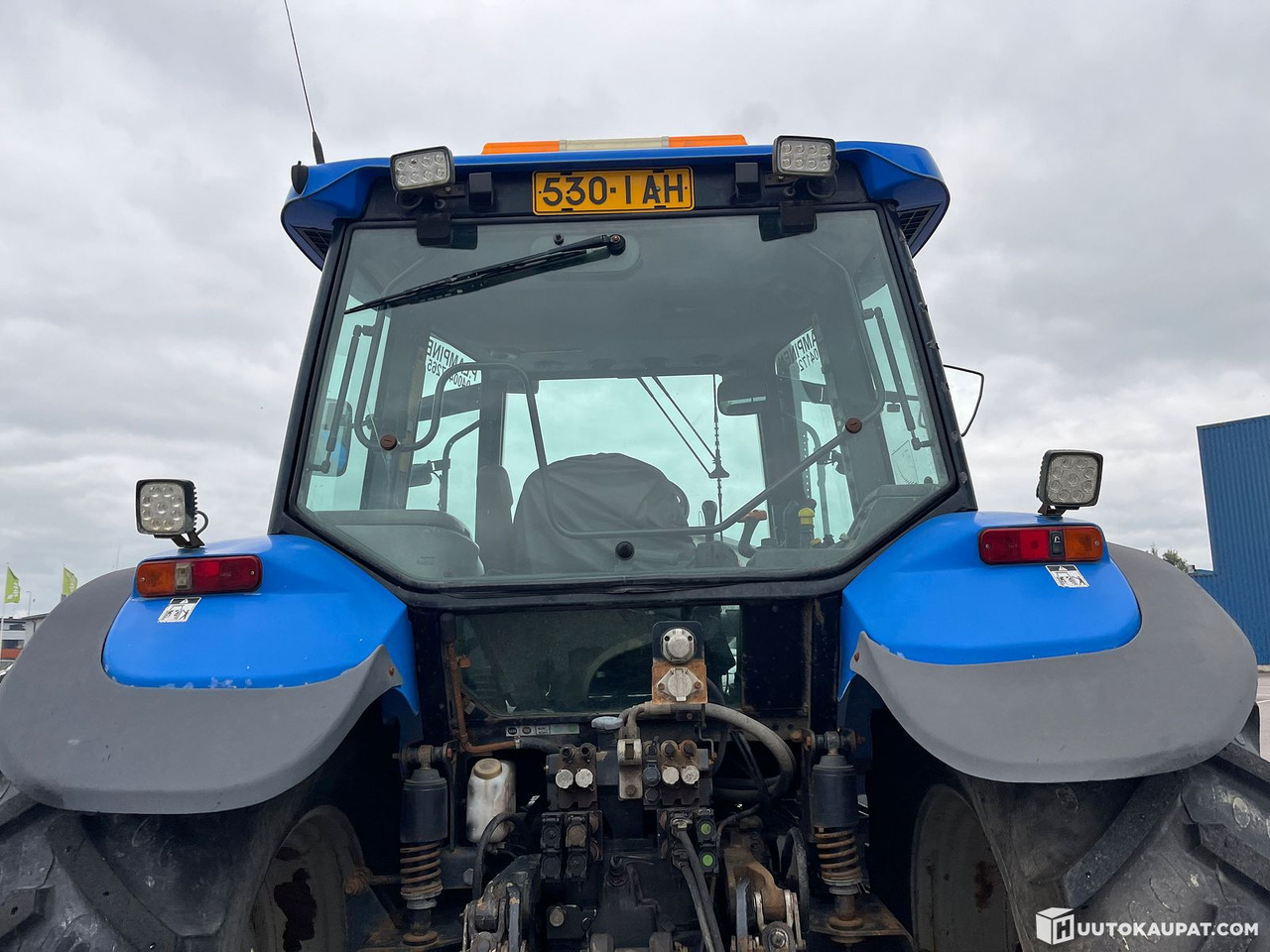 Трактор New Holland TM155 tractor with front loader, 2004, Salo: фото 14 Трактор New Holland TM155 tractor with front loader, 2004, Salo: фото 14