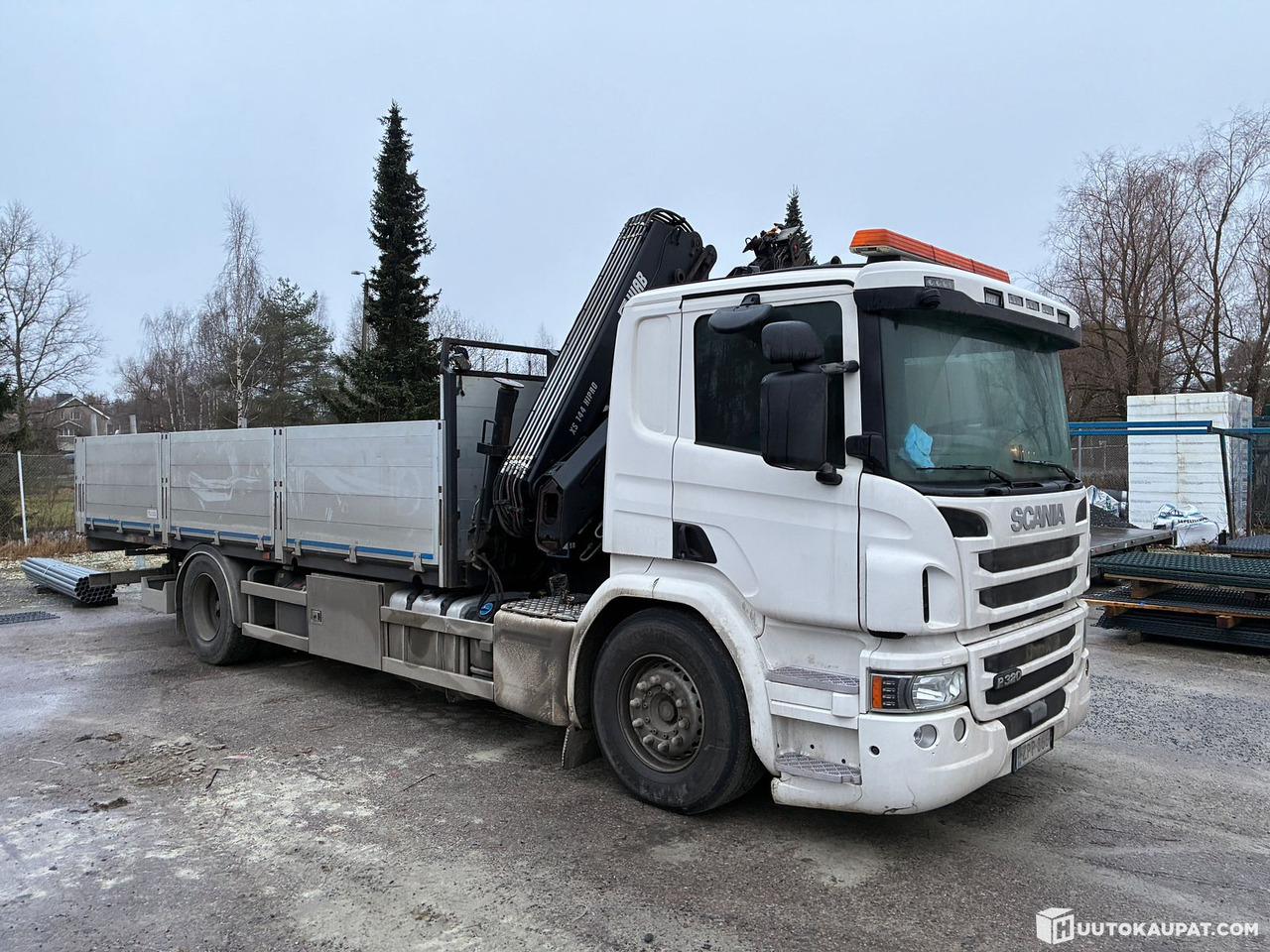 Scania P320, 2016 truck + Hiab crane, Tampere - Грузовик бортовой/ Платформа, Автоманипулятор: фото 1 Scania P320, 2016 truck + Hiab crane, Tampere - Грузовик бортовой/ Платформа, Автоманипулятор: фото 1