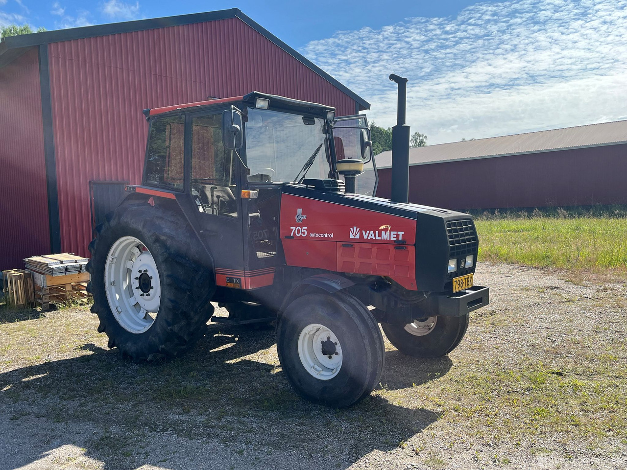 Valmet 705, Traktori, harrastajalta, 1990, Salo - Сельскохозяйственная техника: фото 5 Valmet 705, Traktori, harrastajalta, 1990, Salo - Сельскохозяйственная техника: фото 5
