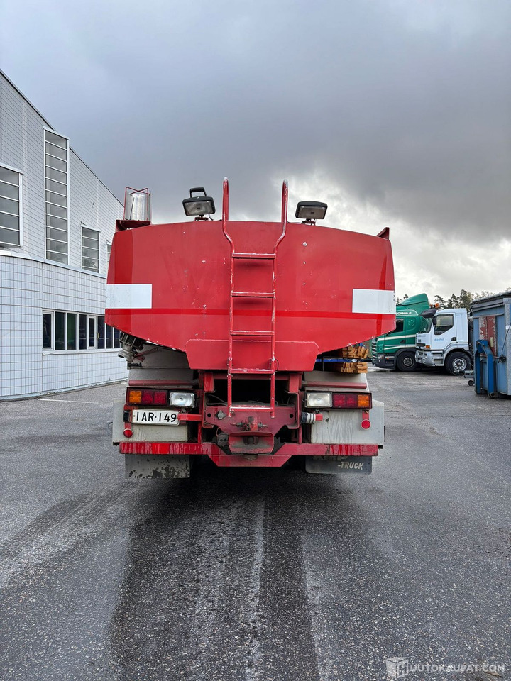 Sisu säiliöauto, 1983, Vantaa - Грузовик-цистерна, Пожарная машина: фото 5 Sisu säiliöauto, 1983, Vantaa - Грузовик-цистерна, Пожарная машина: фото 5