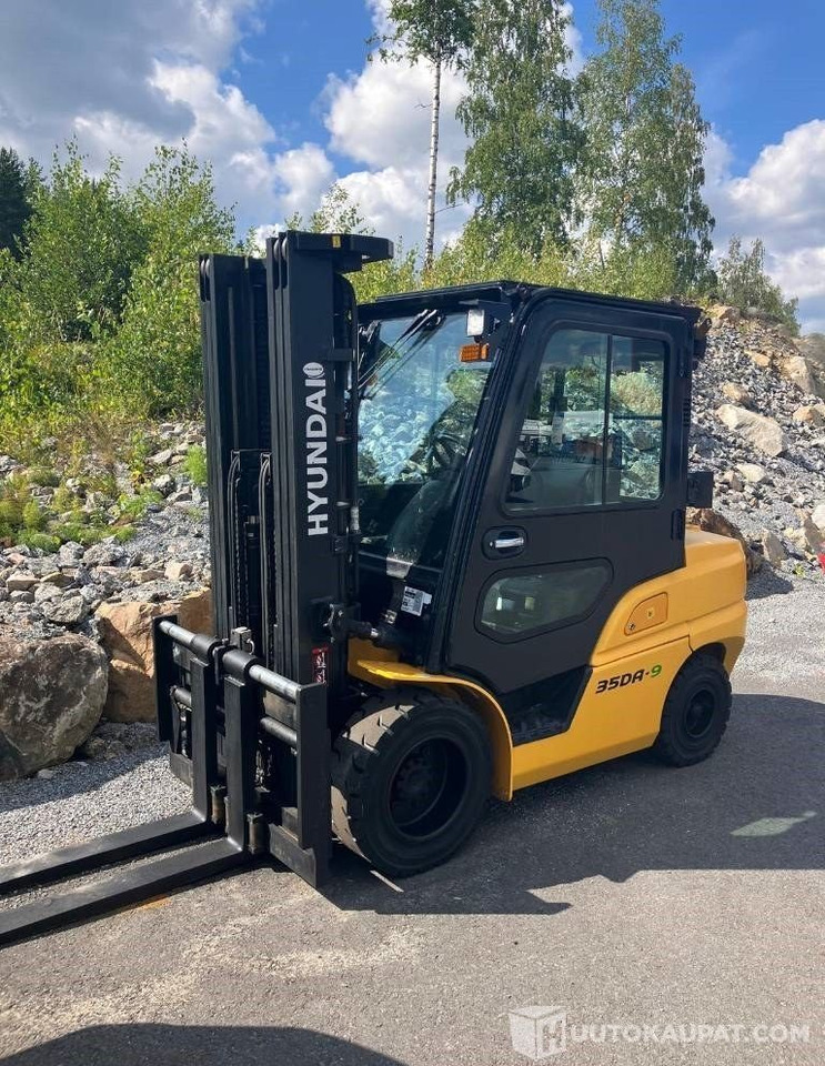Hyundai 35DA-9, 2019, 9 000 h Dieseltrukki, Lempäälä - Строительная техника: фото 1 Hyundai 35DA-9, 2019, 9 000 h Dieseltrukki, Lempäälä - Строительная техника: фото 1