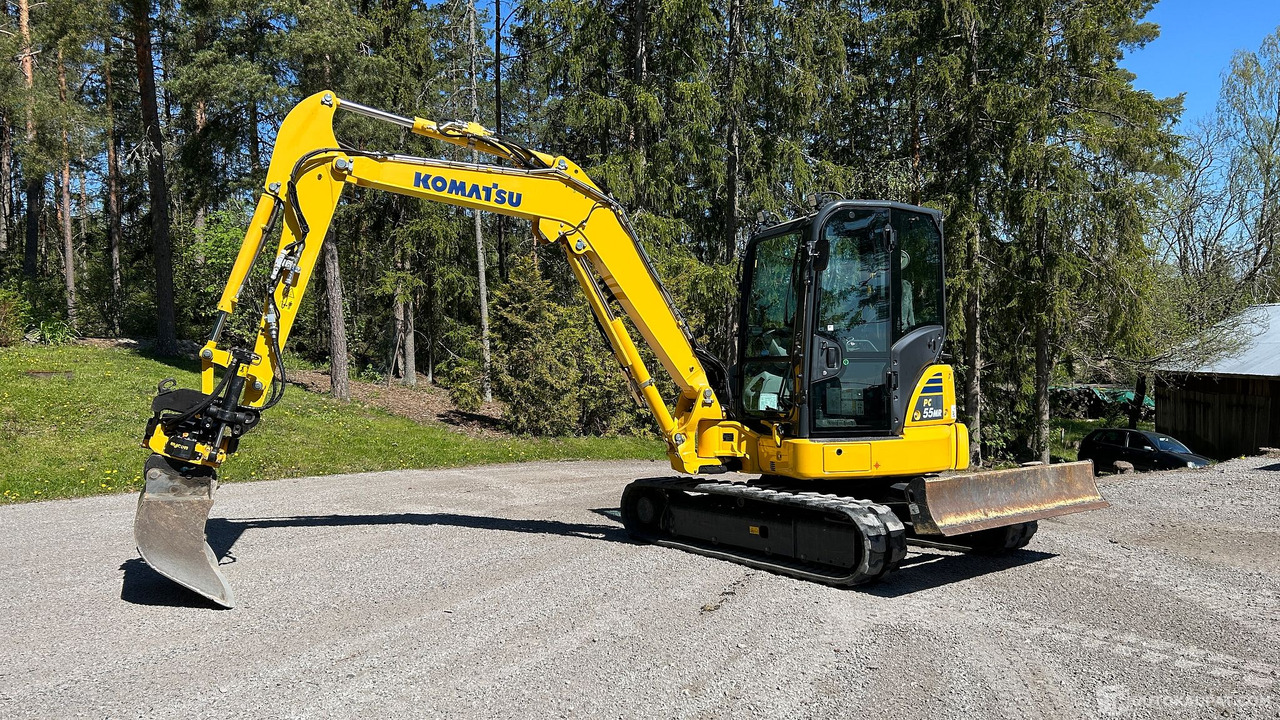 Kumitelakaivinkone Komatsu PC55MR, vm. 2021, sekä EC206 rototiltti, Lieto - Строительная техника: фото 1 Kumitelakaivinkone Komatsu PC55MR, vm. 2021, sekä EC206 rototiltti, Lieto - Строительная техника: фото 1