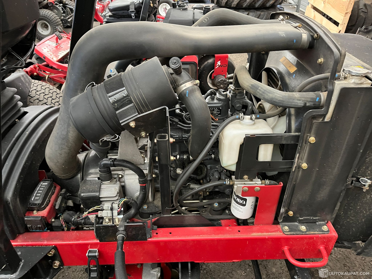 Toro Reelmaster 5010H väyläleikkuri, Vantaa - Строительная техника: фото 4 Toro Reelmaster 5010H väyläleikkuri, Vantaa - Строительная техника: фото 4