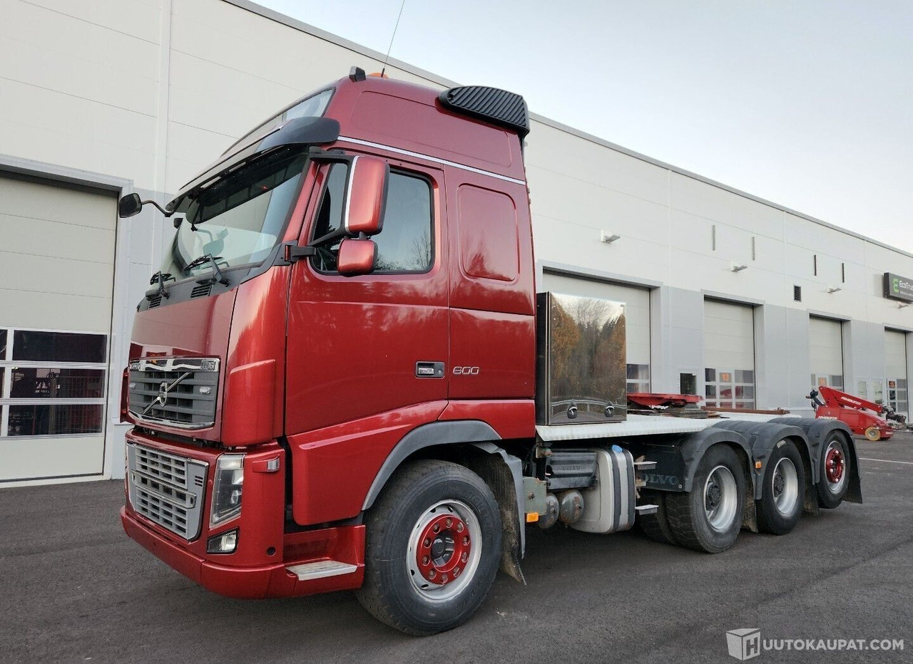 Volvo FH16 600 8x4, 2009, 16.0 l, Diesel, 888 123 km, Vantaa - Тягач: фото 1 Volvo FH16 600 8x4, 2009, 16.0 l, Diesel, 888 123 km, Vantaa - Тягач: фото 1