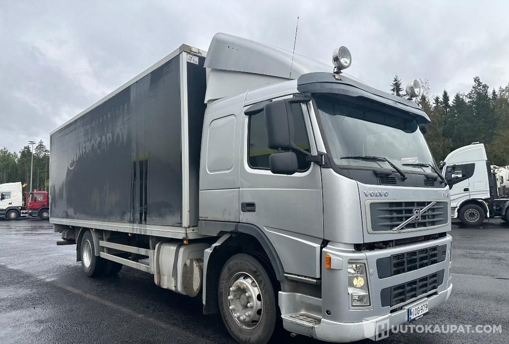 Volvo FM9 300 4x2, 2003, Pirkkala - Грузовик с закрытым кузовом: фото 3 Volvo FM9 300 4x2, 2003, Pirkkala - Грузовик с закрытым кузовом: фото 3