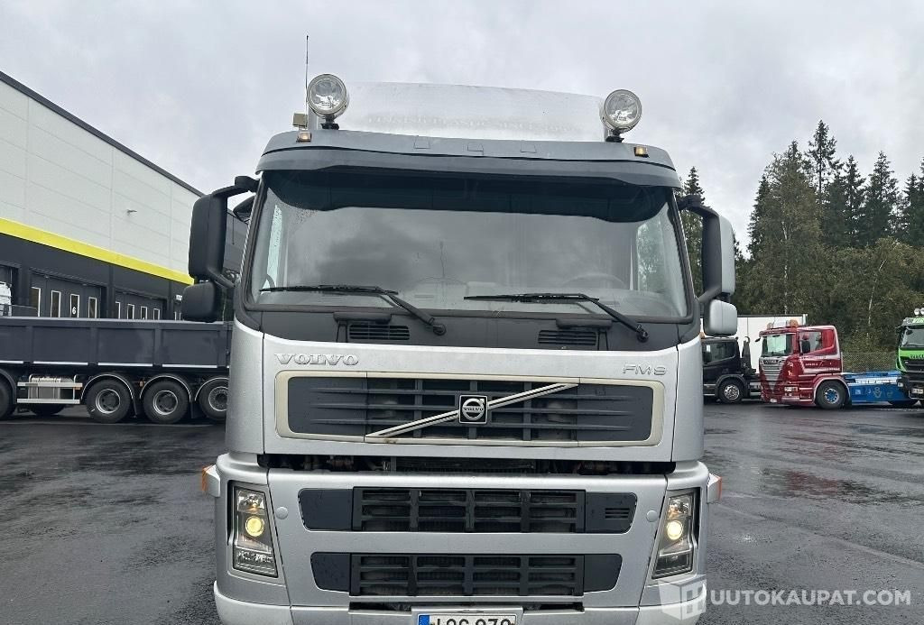 Volvo FM9 300 4x2, 2003, Pirkkala - Грузовик с закрытым кузовом: фото 2 Volvo FM9 300 4x2, 2003, Pirkkala - Грузовик с закрытым кузовом: фото 2