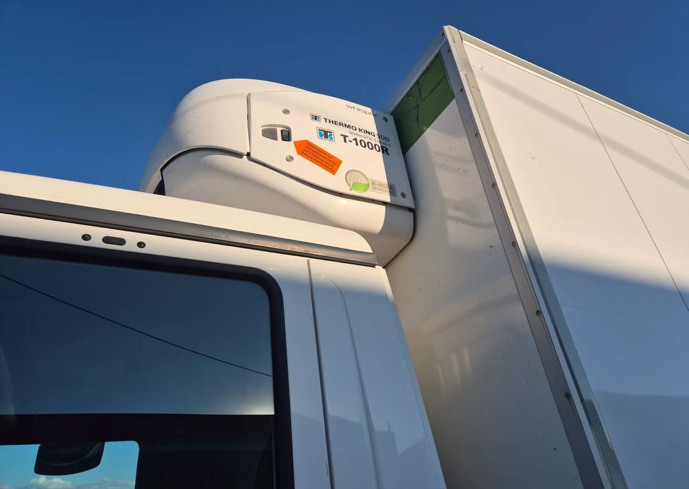 MAN TGM 15.250 7.5m winda AUTOMAT KLIMA z Niemiec EURO 6 / CHŁODNIA T-1000R THERMOKING - Рефрижератор: фото 5 MAN TGM 15.250 7.5m winda AUTOMAT KLIMA z Niemiec EURO 6 / CHŁODNIA T-1000R THERMOKING - Рефрижератор: фото 5