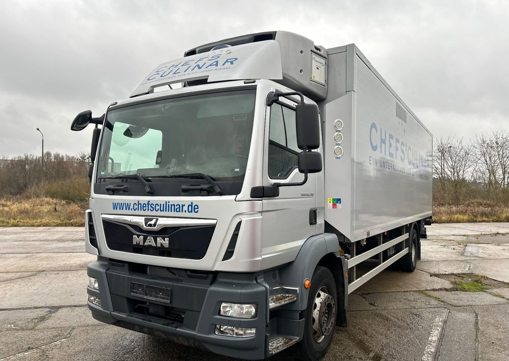 MAN TGM 18.290 2017 Supra 1250 mt z Niemiec / winda Klima webasto Michelin / OKAZJA Carrier TOP - Рефрижератор: фото 1 MAN TGM 18.290 2017 Supra 1250 mt z Niemiec / winda Klima webasto Michelin / OKAZJA Carrier TOP - Рефрижератор: фото 1