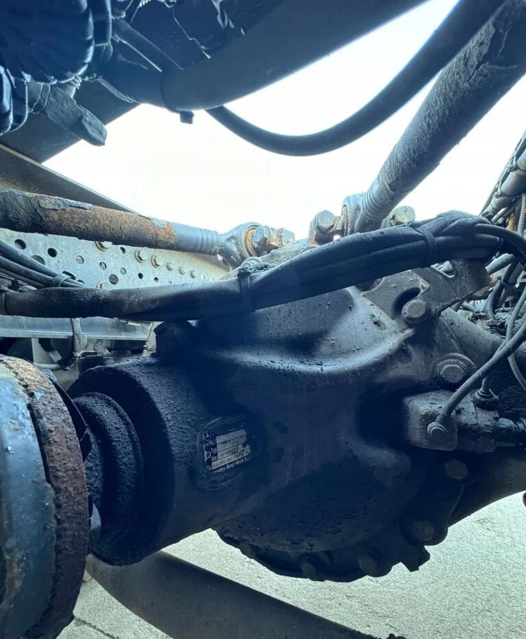 Mercedes-Benz ACTROS MP 4 2,733 R440-13 truck - Задняя ось для Грузовиков: фото 1 Mercedes-Benz ACTROS MP 4 2,733 R440-13 truck - Задняя ось для Грузовиков: фото 1