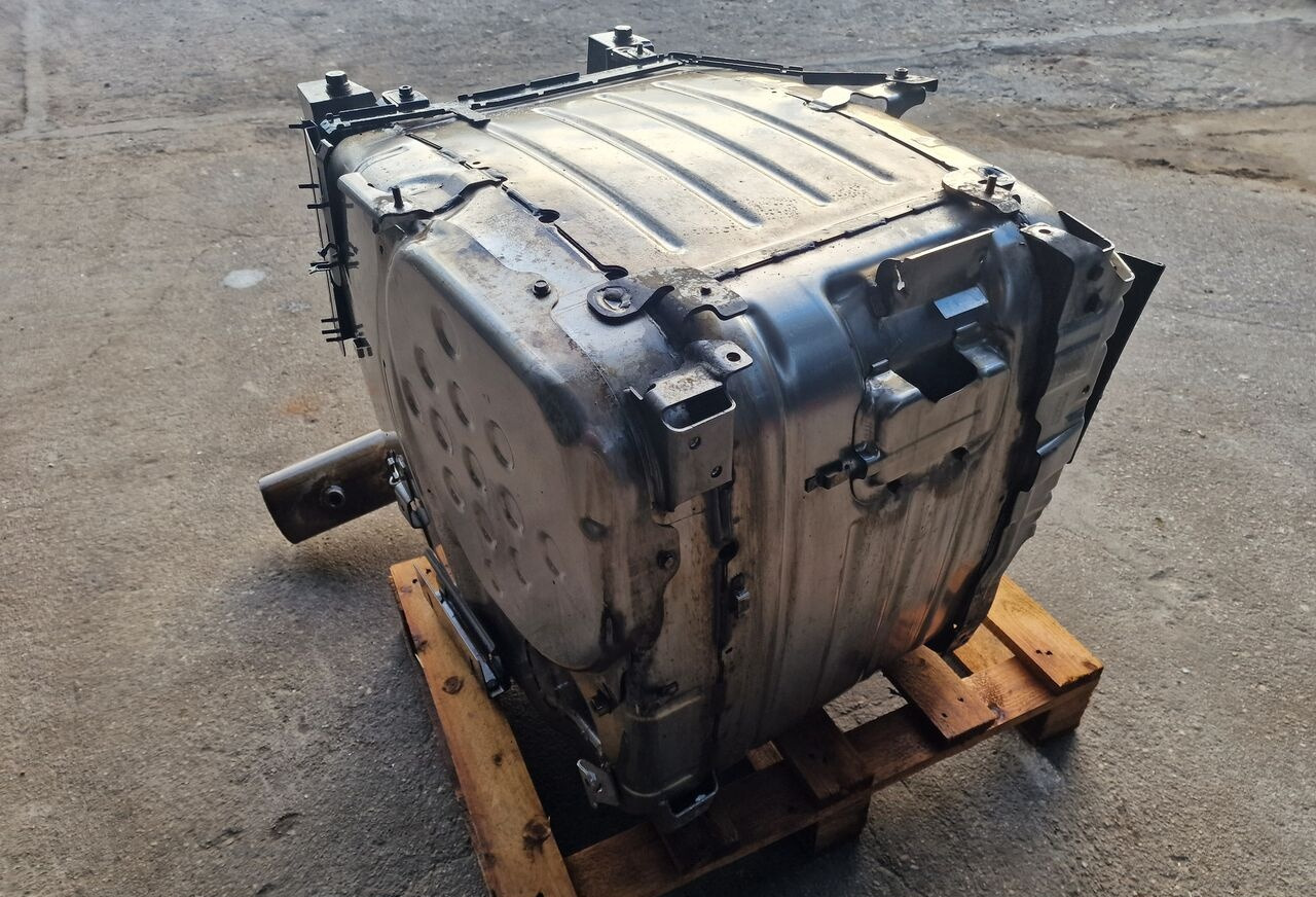 Scania Katalizator DPF R XPI Euro 6 DC13 2164453 2158333 Scania R XPI 410 Euro 6 DC13 2164453 2158333 truck - Глушитель для Грузовиков: фото 2 Scania Katalizator DPF R XPI Euro 6 DC13 2164453 2158333 Scania R XPI 410 Euro 6 DC13 2164453 2158333 truck - Глушитель для Грузовиков: фото 2