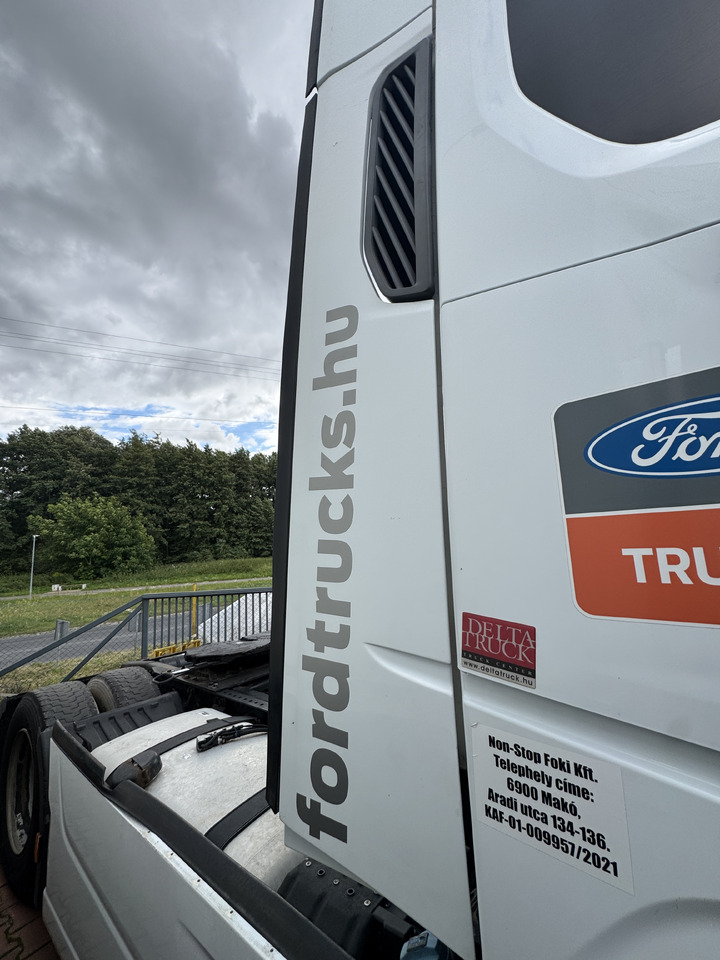 Ford F-Max Cargo - Кабина: фото 1 Ford F-Max Cargo - Кабина: фото 1