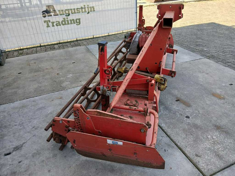 Lely Lelyterra 300-22 - Активная борона: фото 4 Lely Lelyterra 300-22 - Активная борона: фото 4