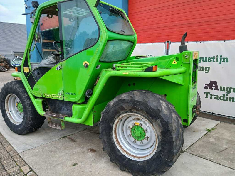 Merlo P 33.7 KT - Телескопический погрузчик: фото 3 Merlo P 33.7 KT - Телескопический погрузчик: фото 3