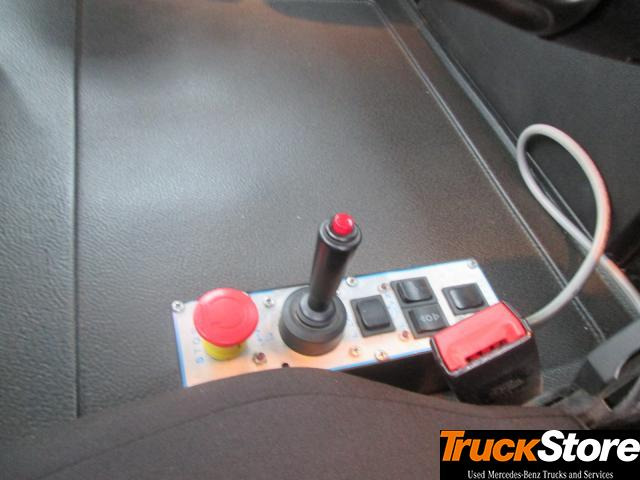 Mercedes-Benz Arocs 2645 LK - Портальный бункеровоз: фото 2 Mercedes-Benz Arocs 2645 LK - Портальный бункеровоз: фото 2