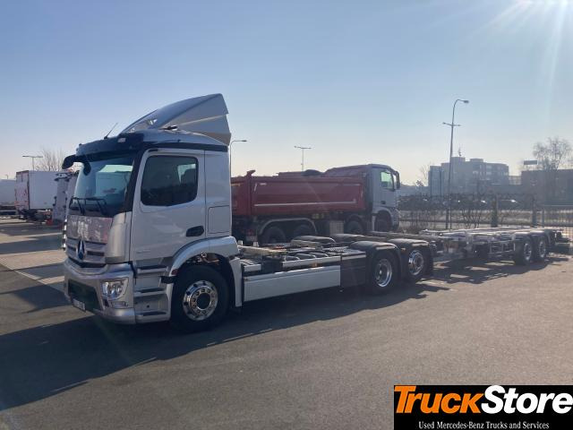 Mercedes-Benz eActros 300 L - Грузовик-контейнеровоз/ Сменный кузов: фото 4 Mercedes-Benz eActros 300 L - Грузовик-контейнеровоз/ Сменный кузов: фото 4