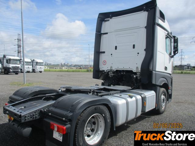 Mercedes-Benz Actros 1851 LS - Тягач: фото 2 Mercedes-Benz Actros 1851 LS - Тягач: фото 2