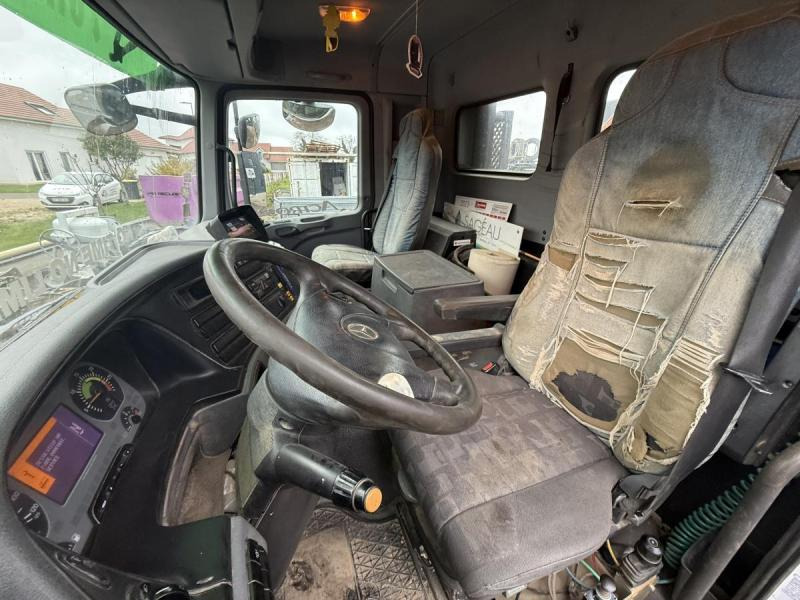 Самосвал Mercedes Actros 3336: фото 10