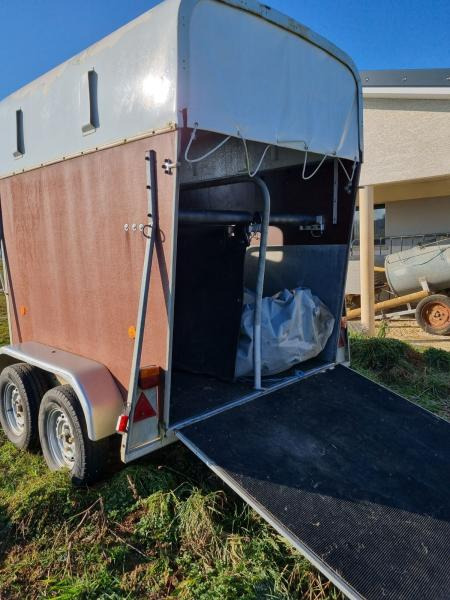 Vanisere - Прицеп-коневоз: фото 3 Vanisere - Прицеп-коневоз: фото 3