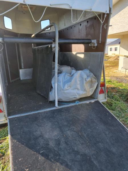 Vanisere - Прицеп-коневоз: фото 5 Vanisere - Прицеп-коневоз: фото 5