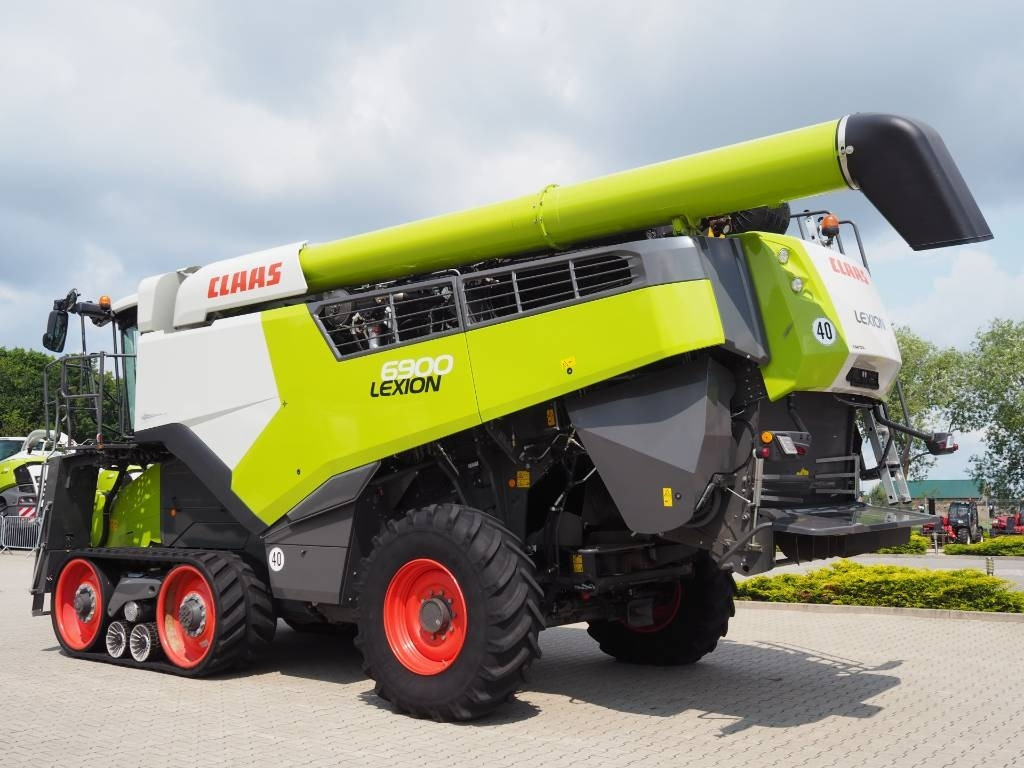 Claas Lexion 6900 TT + V930 - Зерноуборочный комбайн: фото 2 Claas Lexion 6900 TT + V930 - Зерноуборочный комбайн: фото 2