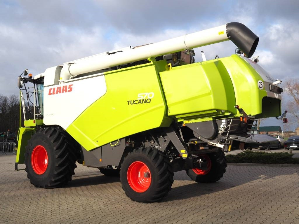 Claas Tucano 570 GPS + V770 - Зерноуборочный комбайн: фото 2 Claas Tucano 570 GPS + V770 - Зерноуборочный комбайн: фото 2