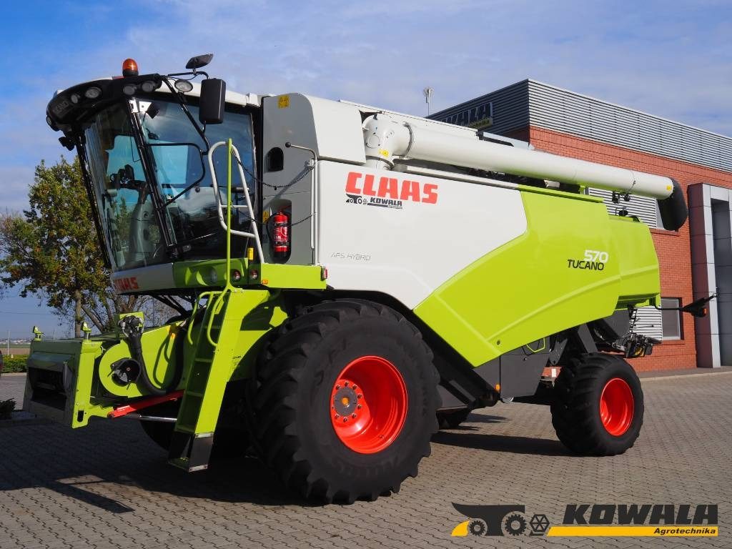 Claas Tucano 570 GPS + V770 - Зерноуборочный комбайн: фото 1 Claas Tucano 570 GPS + V770 - Зерноуборочный комбайн: фото 1