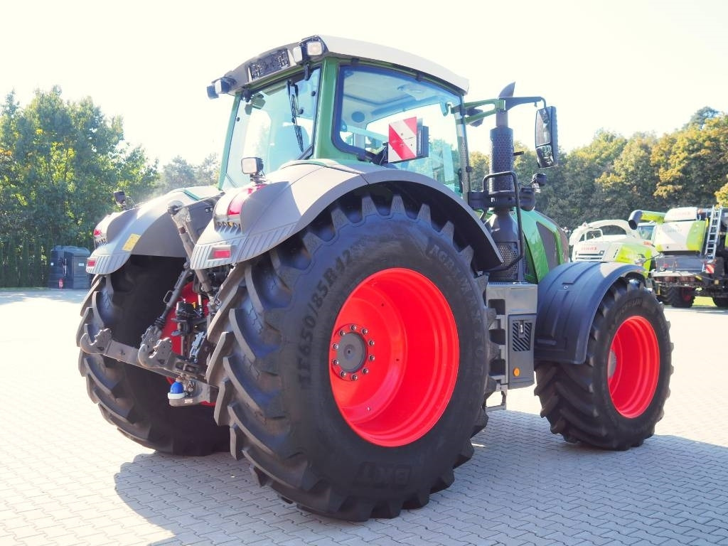 Fendt 824 Vario S4 ProfiPlus, GPS  - Трактор: фото 3 Fendt 824 Vario S4 ProfiPlus, GPS  - Трактор: фото 3