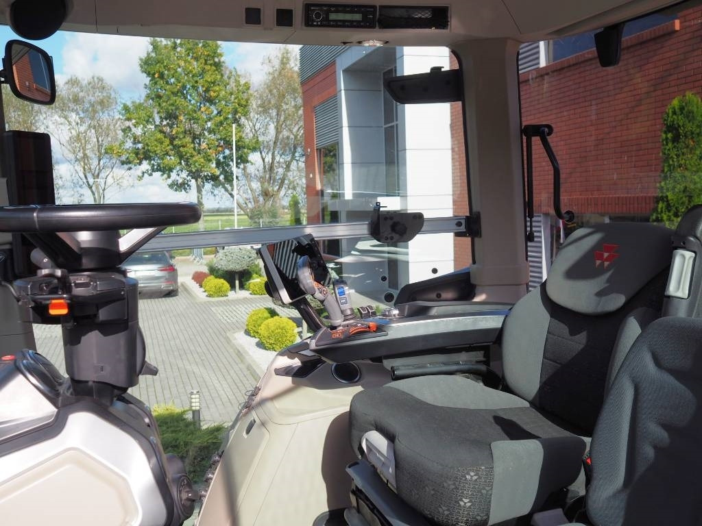 Massey Ferguson 8S.225 Dyna-7, GPS - Трактор: фото 5 Massey Ferguson 8S.225 Dyna-7, GPS - Трактор: фото 5