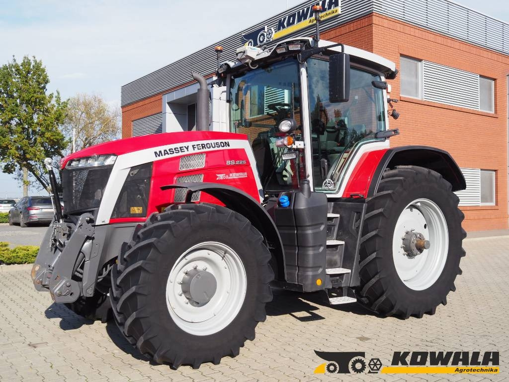Massey Ferguson 8S.225 Dyna-7, GPS - RTK  - Трактор: фото 1 Massey Ferguson 8S.225 Dyna-7, GPS - RTK  - Трактор: фото 1