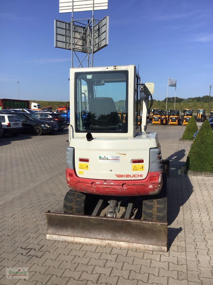 Takeuchi TB 235 - Мини-экскаватор: фото 3 Takeuchi TB 235 - Мини-экскаватор: фото 3