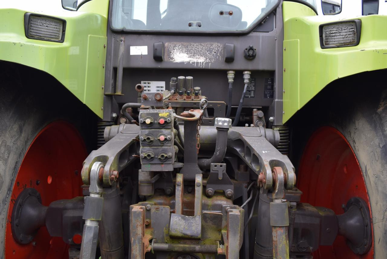 CLAAS Ares 826 RZ - Трактор: фото 4 CLAAS Ares 826 RZ - Трактор: фото 4